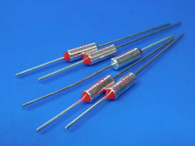 Термопредохранитель-150°C-10А-250В-RY