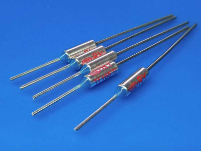 Термопредохранитель-165°C-15А-250В-RY