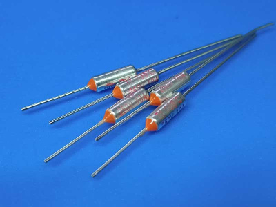 Термопредохранитель-135°C-10А-250В-RY