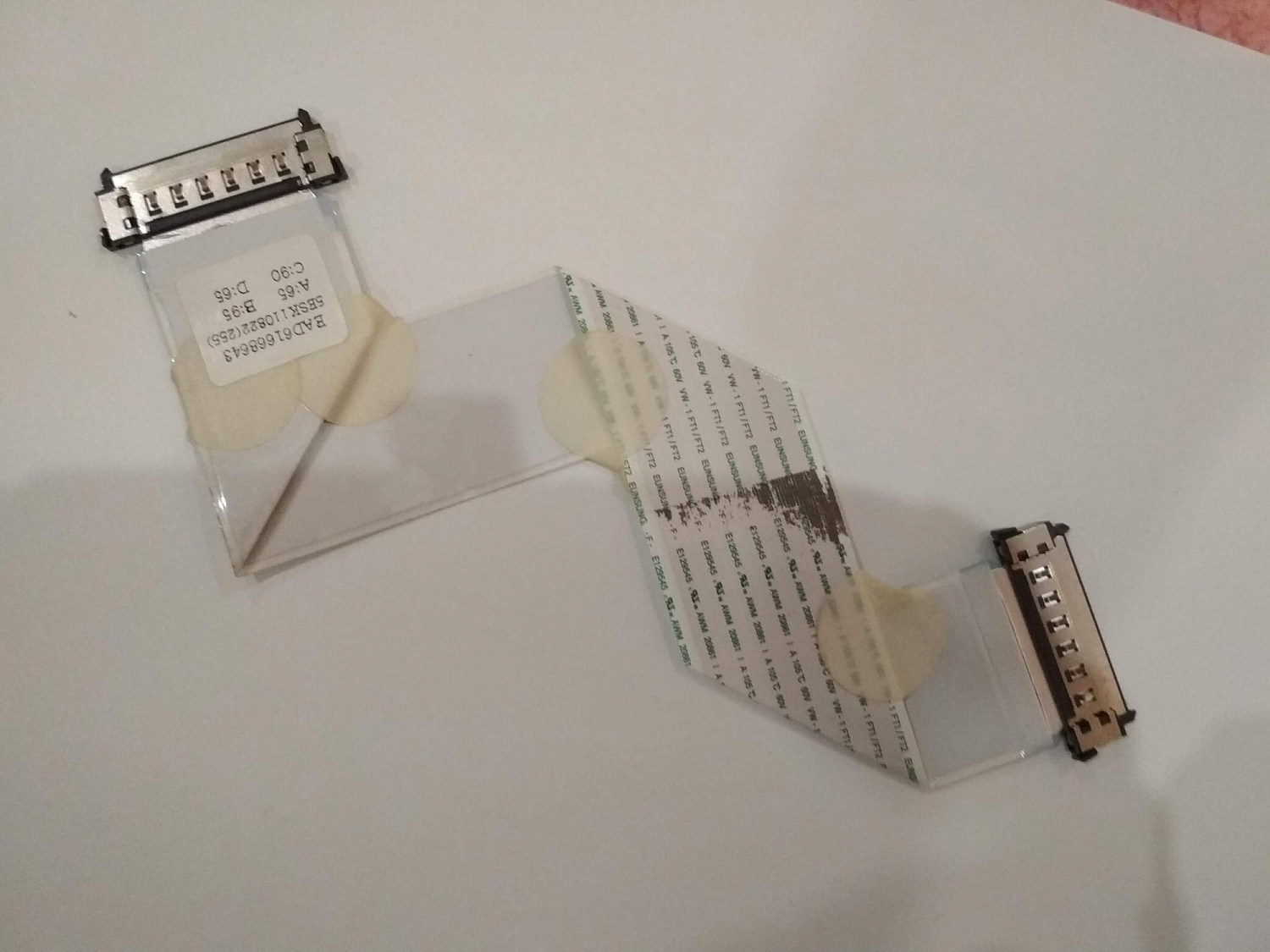 Cable LVDS (Шлейф) LG 32LV3400-ZG.BRUYLJU EAD61668643 5ESK110822(255) Д=95 Ш=65 (демонтаж)