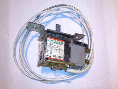 Терморегулятор-для-холодильника-WDF33U-925-076RE