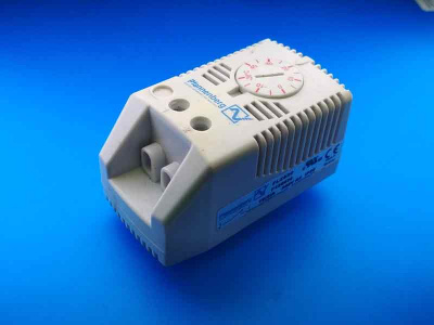 Термостат-FLZ520--20-40C-Pfannenberg-демонтаж