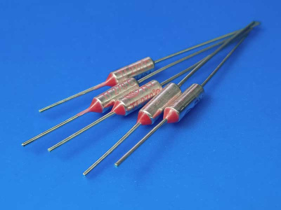 Термопредохранитель-270°C-10А-250В-RY